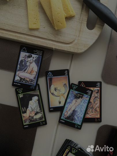 Таролог, гадание на картах, расклад