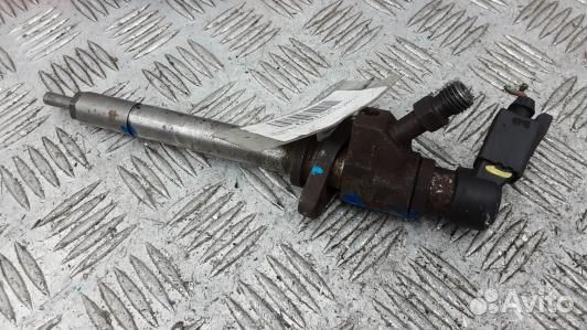 Форсунка дизельная ford kuga 1 (4AD03AL01)