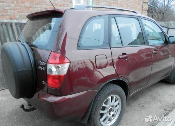 Фаркоп Toyota RAV4 2000-2006 Chery Tiggo 2006-2011