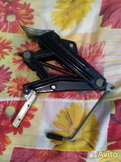 Домкрат рычажно винтовой Слафт Россия