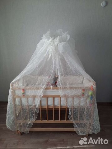 Кровать с балдахином