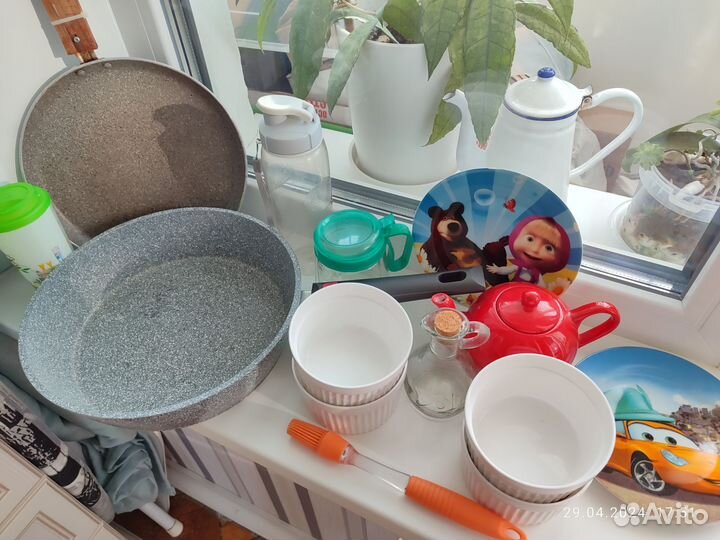 Набор посуды для съемной квартиры,на дачу