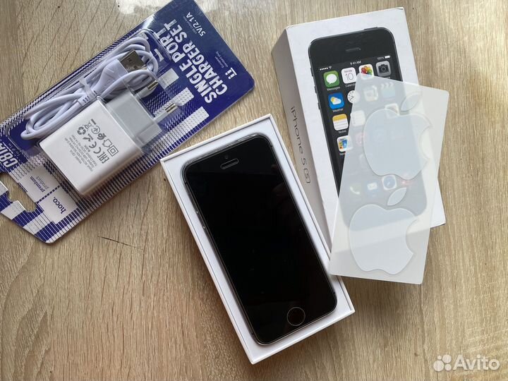 iPhone 5S, 16 ГБ