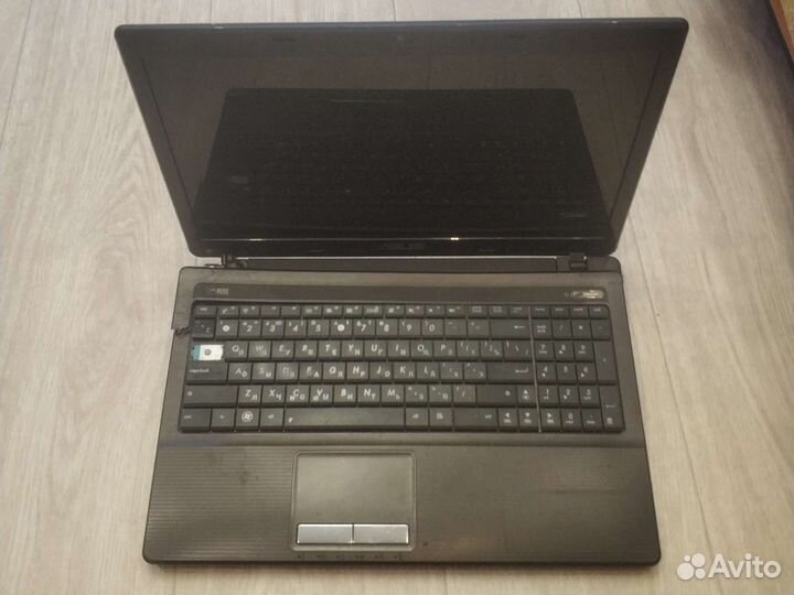 Ноутбук asus