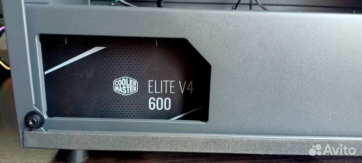 Блок питания Cooler Master Elite V4 600W 80+ ATX