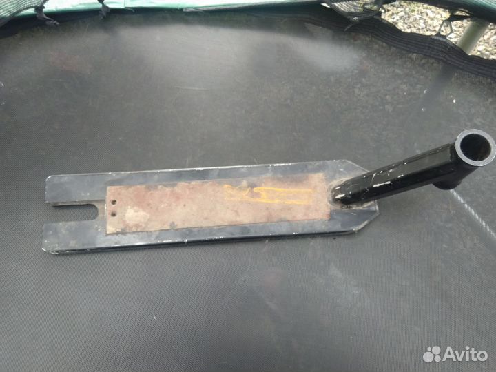 Дека на трюковой самокат