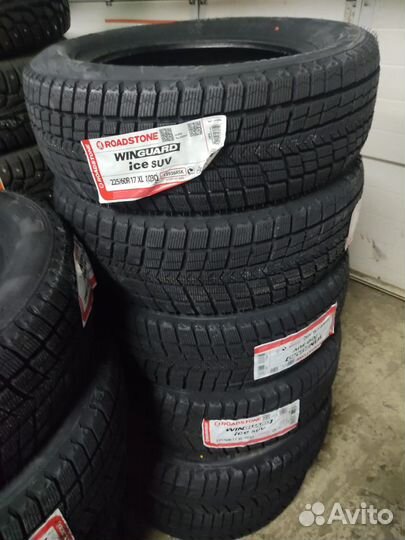 Roadstone Winguard Ice SUV 225/60 R17 103Q