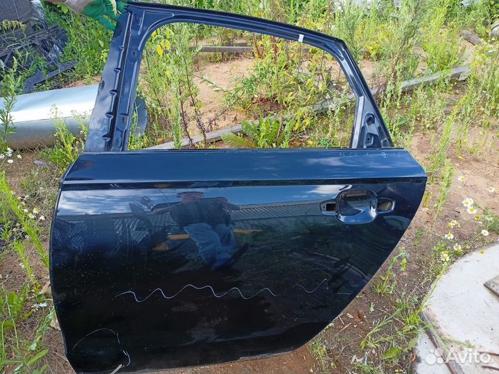 Дверь задняя левая audi a6