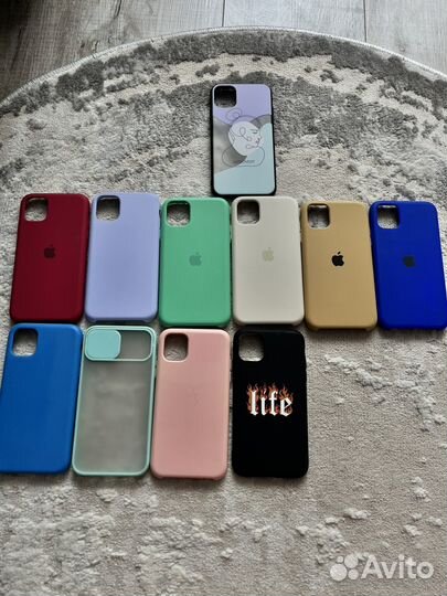 Чехлы на iPhone 11