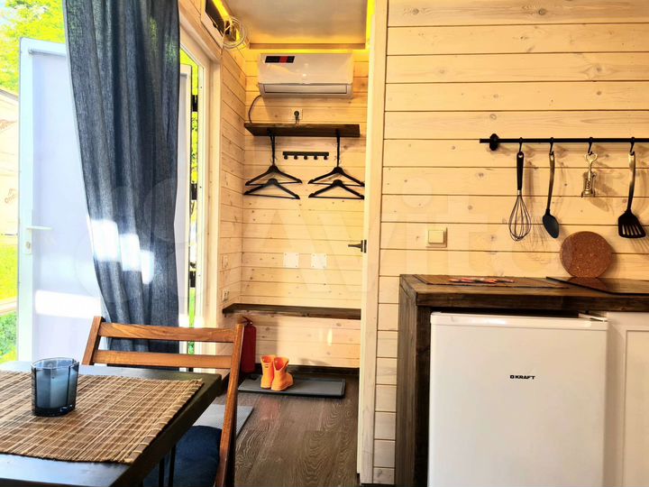 Дом 18 м² на участке 1 сот.