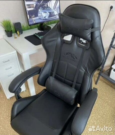 Компьютерное кресло (игровое кресло)