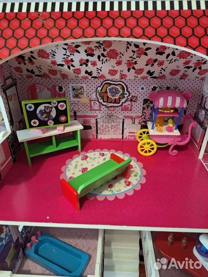 Домик кукольный