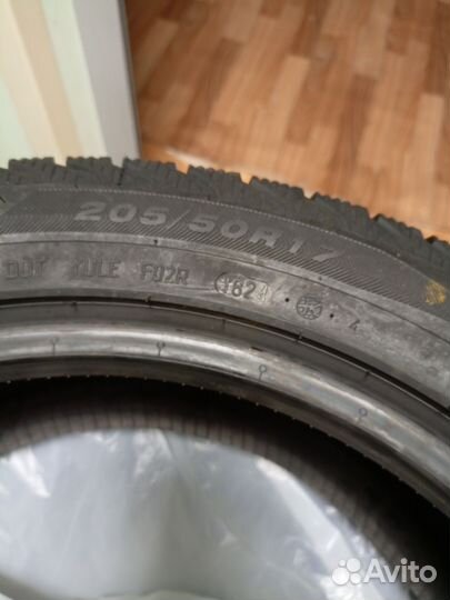 Viatti Brina Nordico V-522 205/50 R17