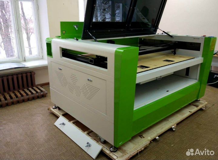 Лазерный станок 1000х1600