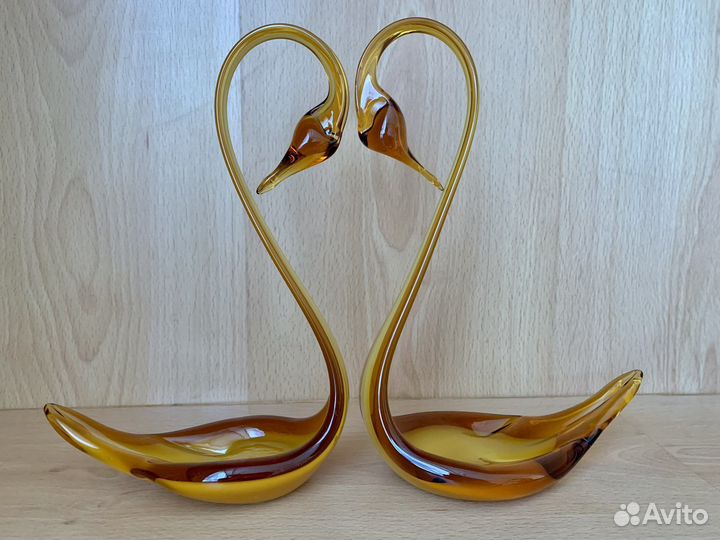 Лебеди из цветного стекла СССР