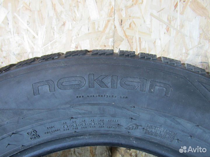 Nokian Tyres Hakkapeliitta R2 SUV 245/50 R18