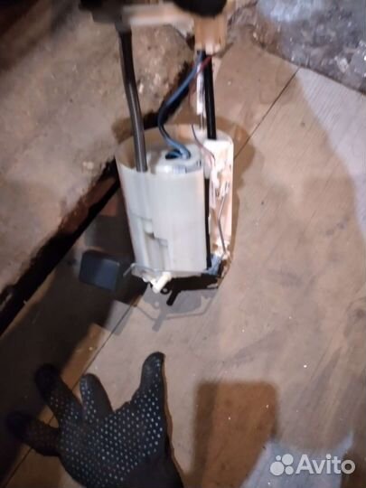 Бензанасос Mitsubishi Outlander XL 2.4 3.0 бу