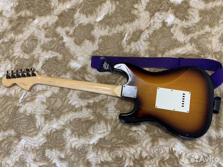 Гитара fender squier stratocaster affinity