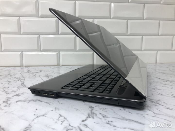 DNS/IntelCore i3/RAM 5gb/SSD 128gb