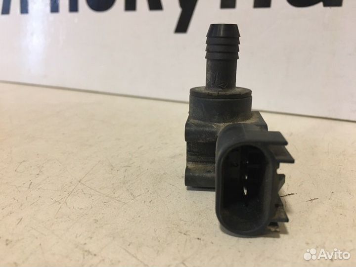 Клапан тормозной Jeep Grand Cherokee WK2