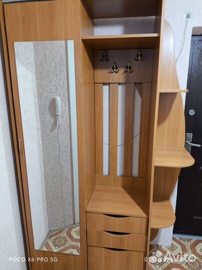 Продам стенку прихожую