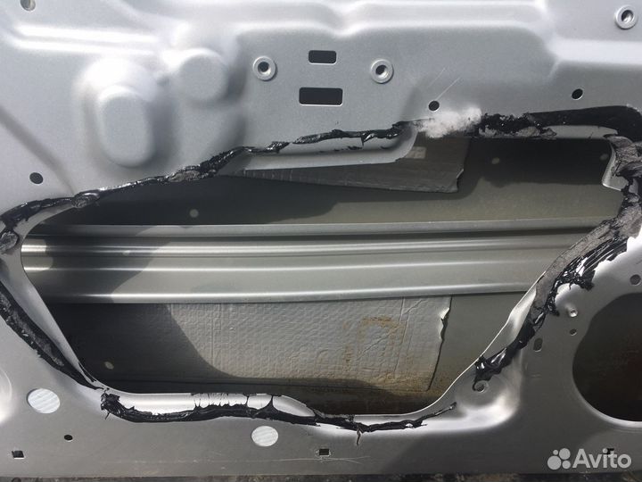 Дверь передняя левая LADA vesta