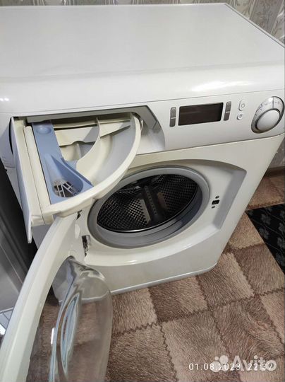 Стиральная машина Ariston avsd 127