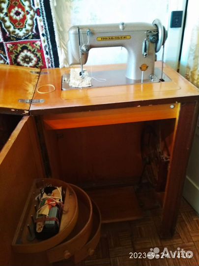 Швейная машина подольск ручная