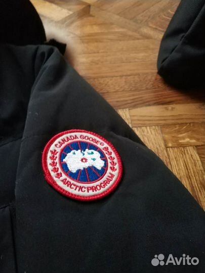 Куртка зимняя Canada goose