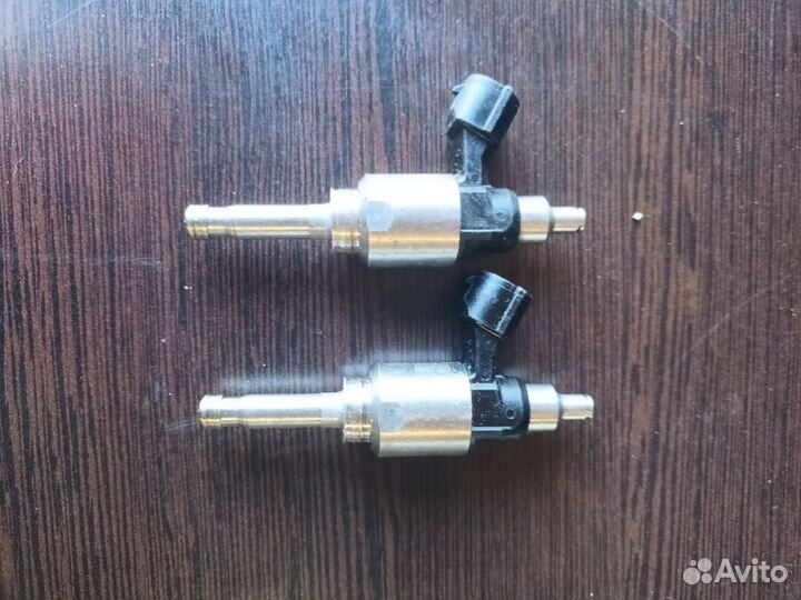 Форсунка топливная Toyota Highlander GSU50