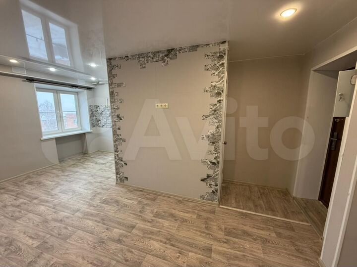 2-к. квартира, 41 м², 5/5 эт.