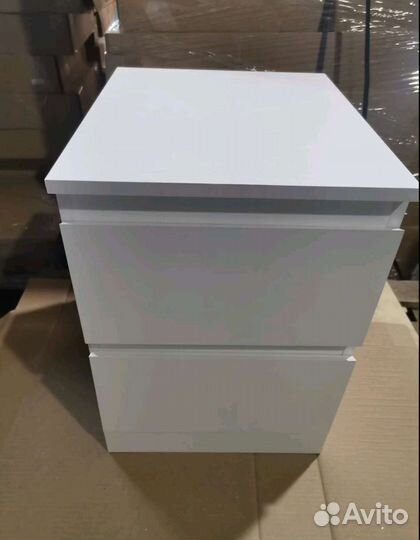 Тумба прикроватная Мальм с 2 ящиками, белая