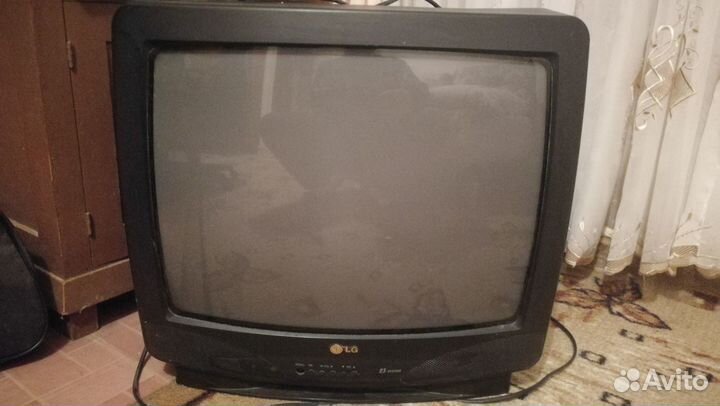 Телевизор LG CF-20E60