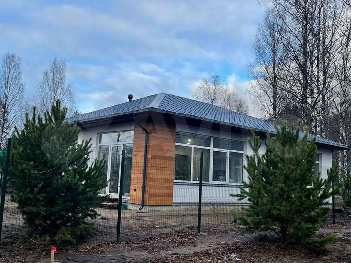 Коттедж 106 м² на участке 6 сот.