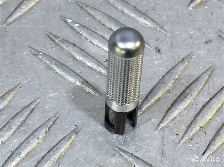 Б/У Колпачок тяги замка двери#007