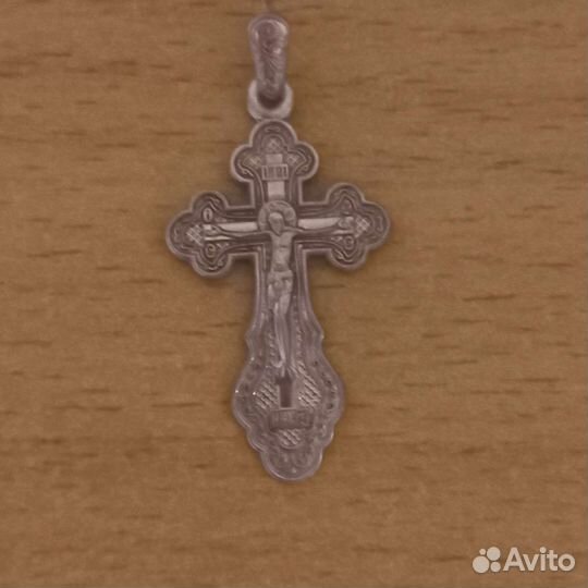 Серебряный крестик