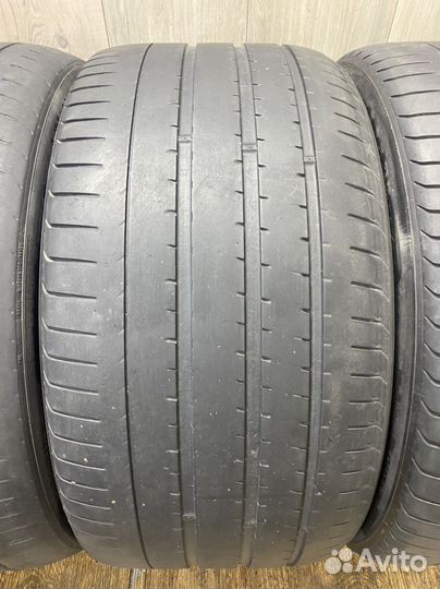 Pirelli P Zero 285/40 R20 и 325/35 R20