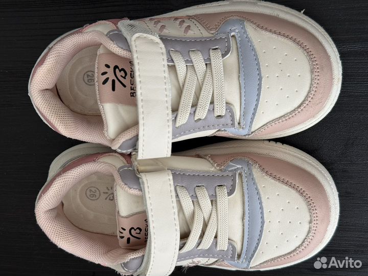 Кроссовки для девочек