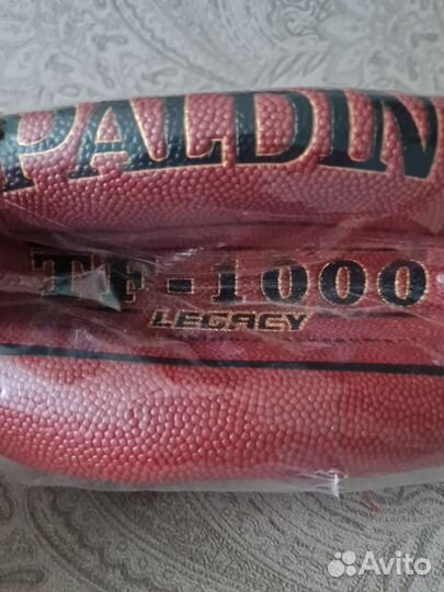 Баскетбольный мяч 7 spalding tf-1000 legacy