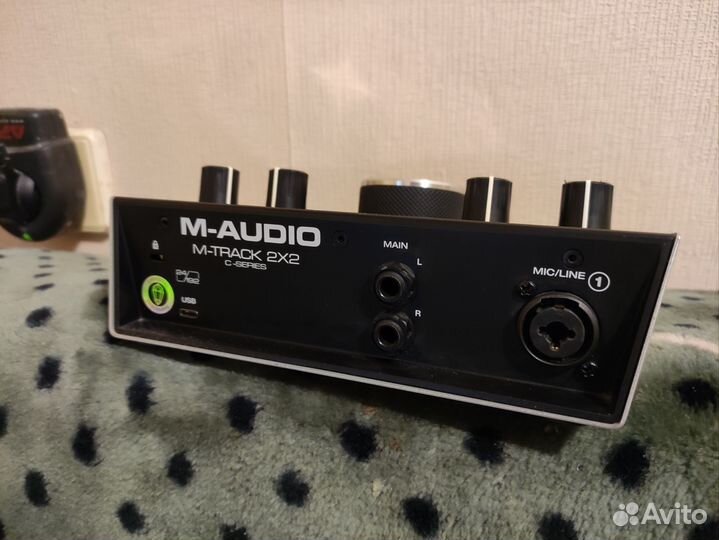 Звуковая карта M-Audio M-Track 2x2