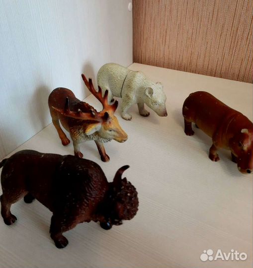 Детские игрушки, жуки,собачки, звери