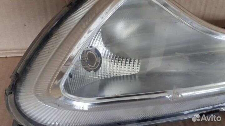 Фара противотуманная передняя левая Hyundai