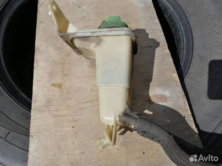 Бачок гидроусилителя Audi A6 4B/C5