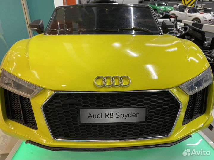 Электромобиль новый Ауди r8