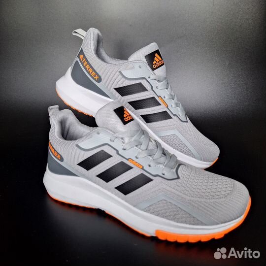 Кроссовки Adidas