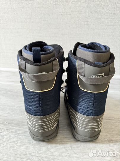 Сноубордические ботинки 33