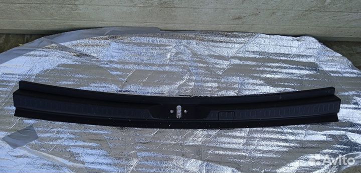 Накладка задней панели Renault Kaptur