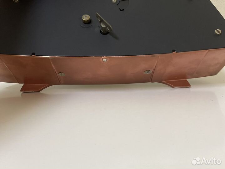 Часы маяк механические