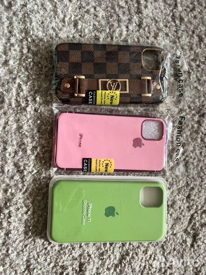 Чехол на iPhone 11