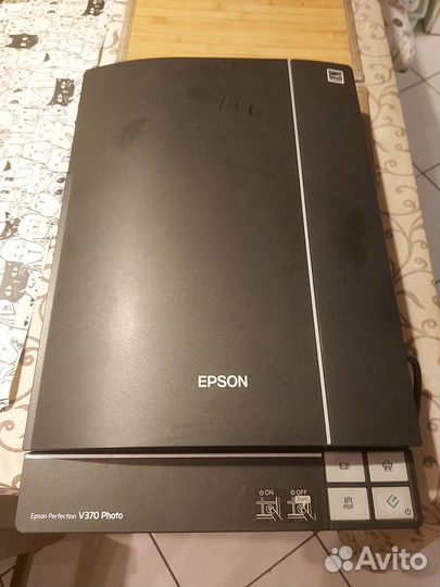 Сканер Epson v 370